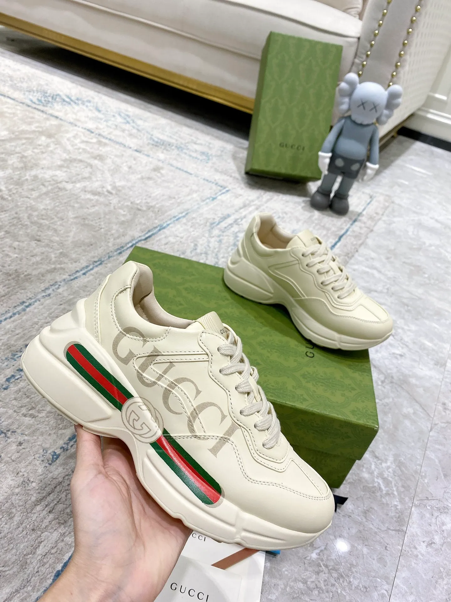 👟👟Ex-factory price 480🌈🌈 Women's shoes, women's clothing 🔘GUCCI Gucci dad shoes 🇮🇹Top version🇮🇹🔜Purchasing level The original disassembly took more than 3 months to develop 1:1, the version has been upgraded again, chips, packaging, using imported cowhide, all made with computerized cars. Couple style 👫 🔜Versatile for all seasons🔜 Fashion🔜 Personality 🔜Distinctive 🔵More than 20 layouts in the whole series, welcome to inquire for pictures Outsole: The latest original development T👟👟Ex-factory price U vacuum Upper: Imported cowhide🐮 Lining: Original A-grade mixed sheepskin🐏 Foot: Original A-grade mixed sheepskin 💯Full set of packaging Medium and low belt LOGO Size: Women’s size 35-40, Men’s size 38-45 (38 45 customized